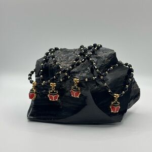 *ANKLET* Ladybug with Black Glass Stretchy Anklet